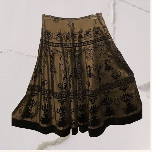 Dress Barn Dresses & Skirts - Dressbarn Collection MIDI  Skirt Flared Green & Black Zipper No Waistband Size S